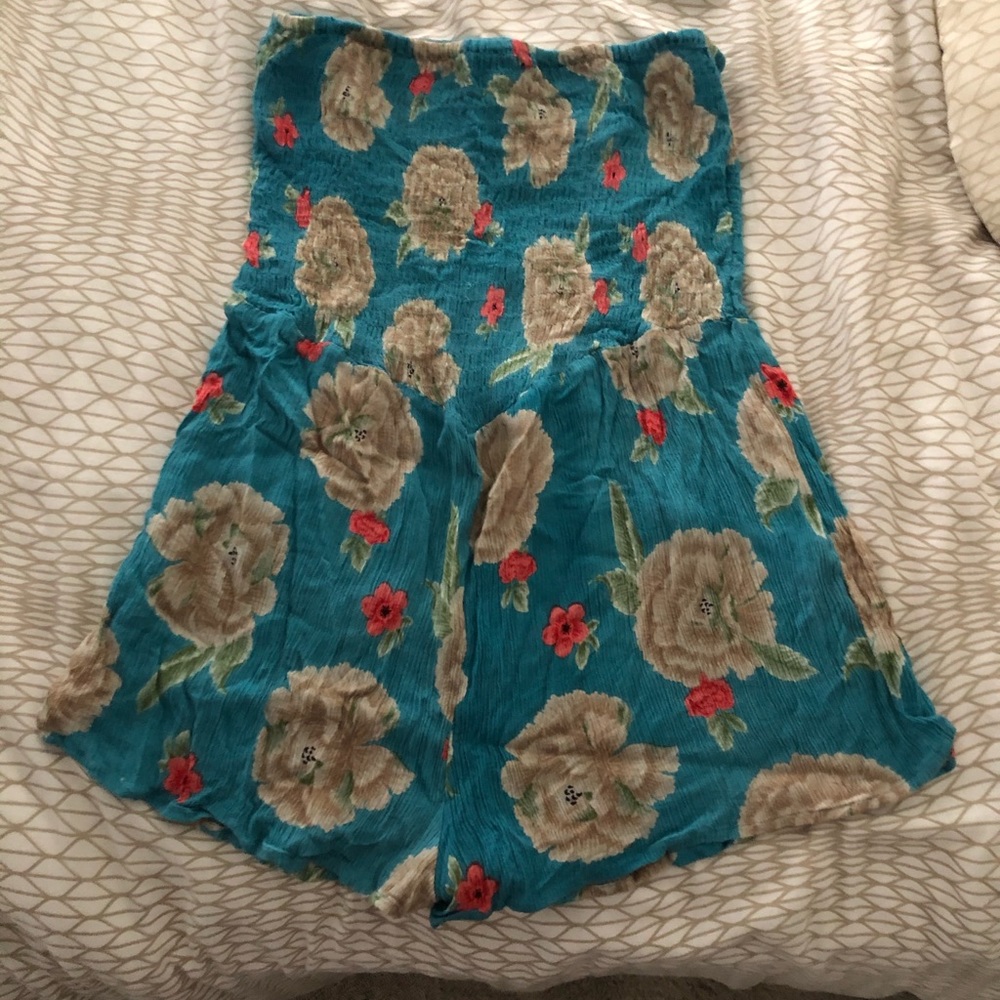 Cute shorts jumper from Amuse Society